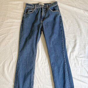 Abercrombie Ultra High Rise Straight Jean- 27